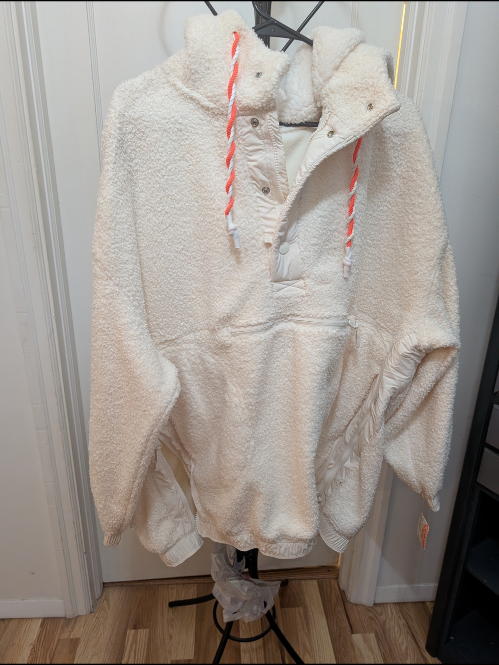 Free People Fuzzy Was She Fleece Pullover Size Medium
